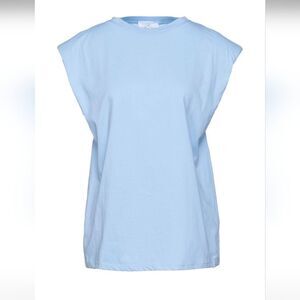NWT Berna padded Shoulder top M